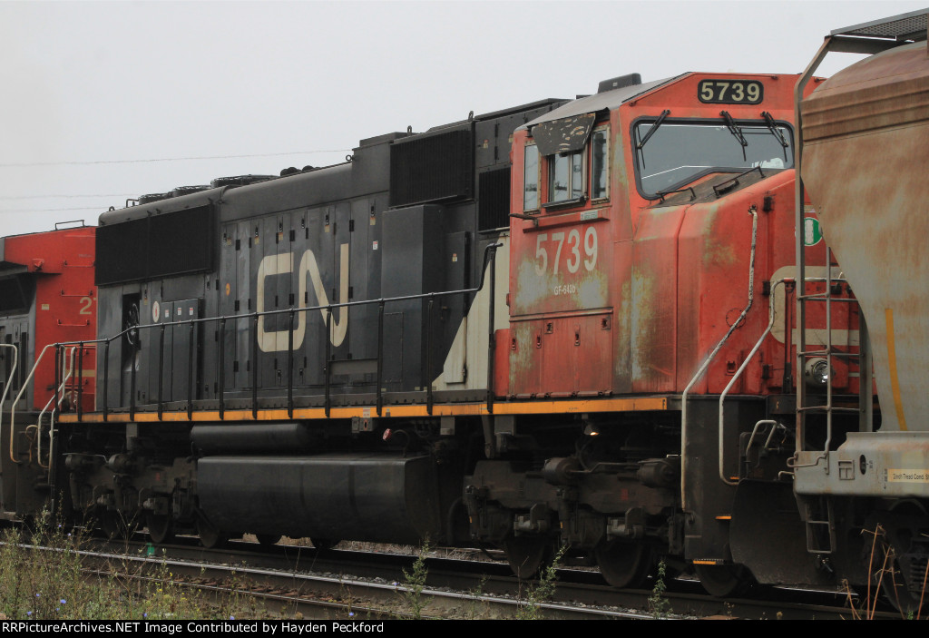 CN 5739